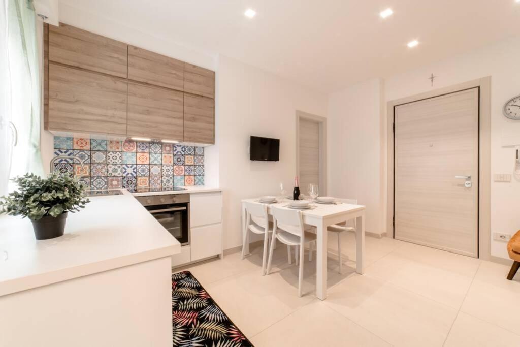 Loved By All - Loft Al Mare Con Free Parking Misano Adriatico Eksteriør billede